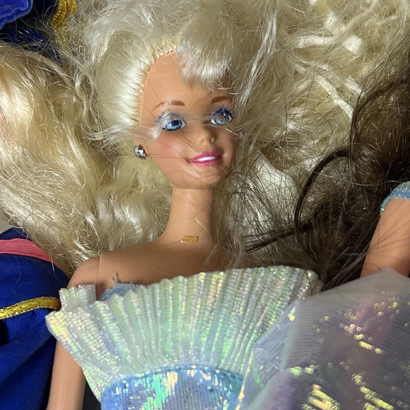 Vintage Barbie Doll Lot. Lot Of 4 Dolls W/ Outfits Class Of 96, Bubble Angel, Dr - Picture 7 of 12